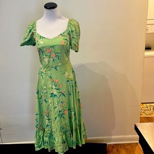 I love this dress and color